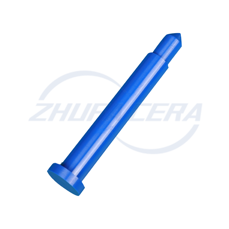 Ceramiczna szpilka z niebieskiej cyrkonii