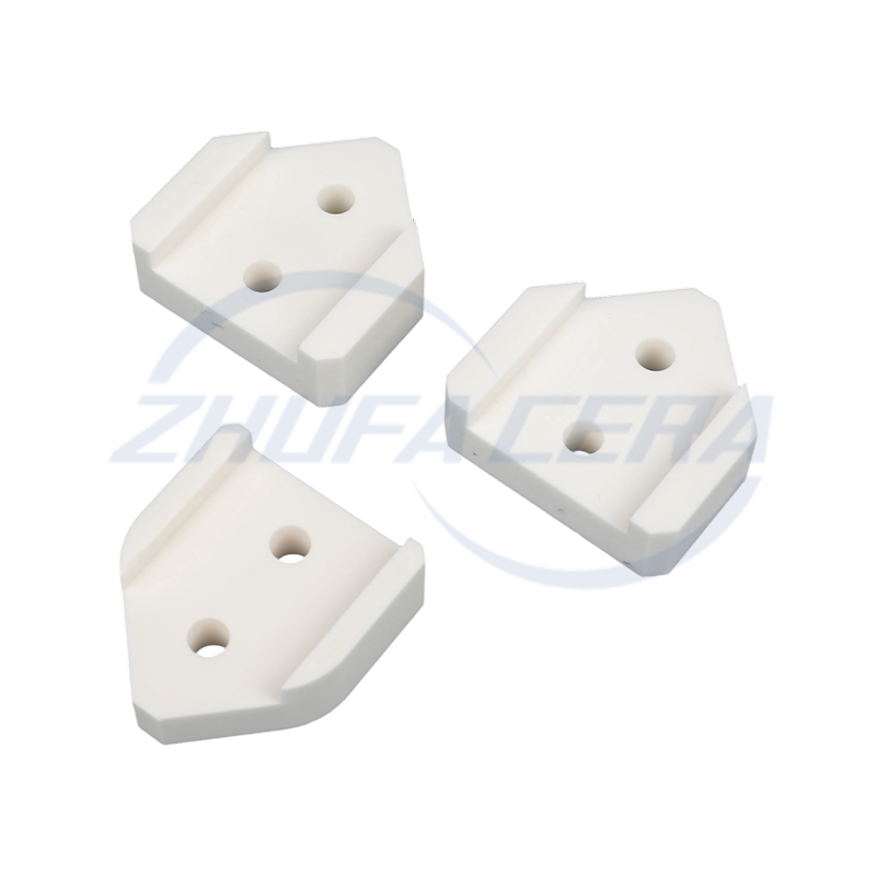 Arkusz ceramiczny ograniczający szerokość tlenku glinu